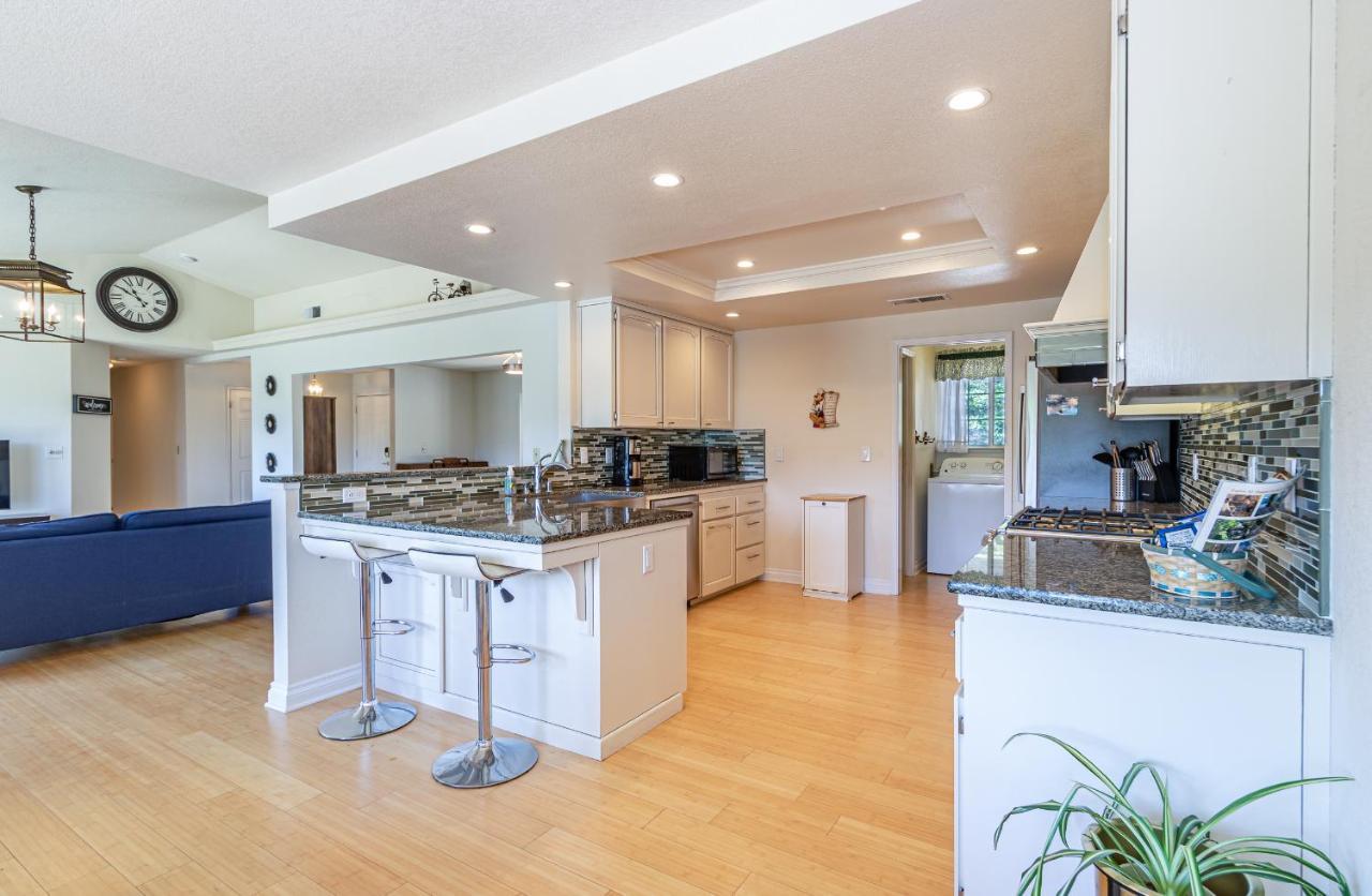 Spectacular Views W/ Hot Tub/Bbq -Yosemite & Bass Lake Oakhurst Exteriör bild